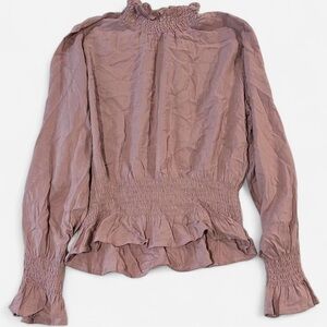 Chic Smocked Blouse in Dusty Pink